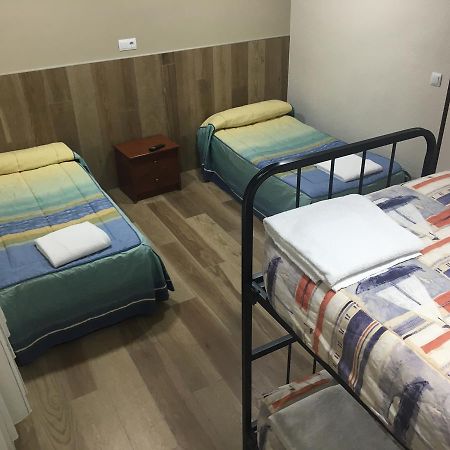 Pension Blanquita โลโกรโญ ภายนอก รูปภาพ