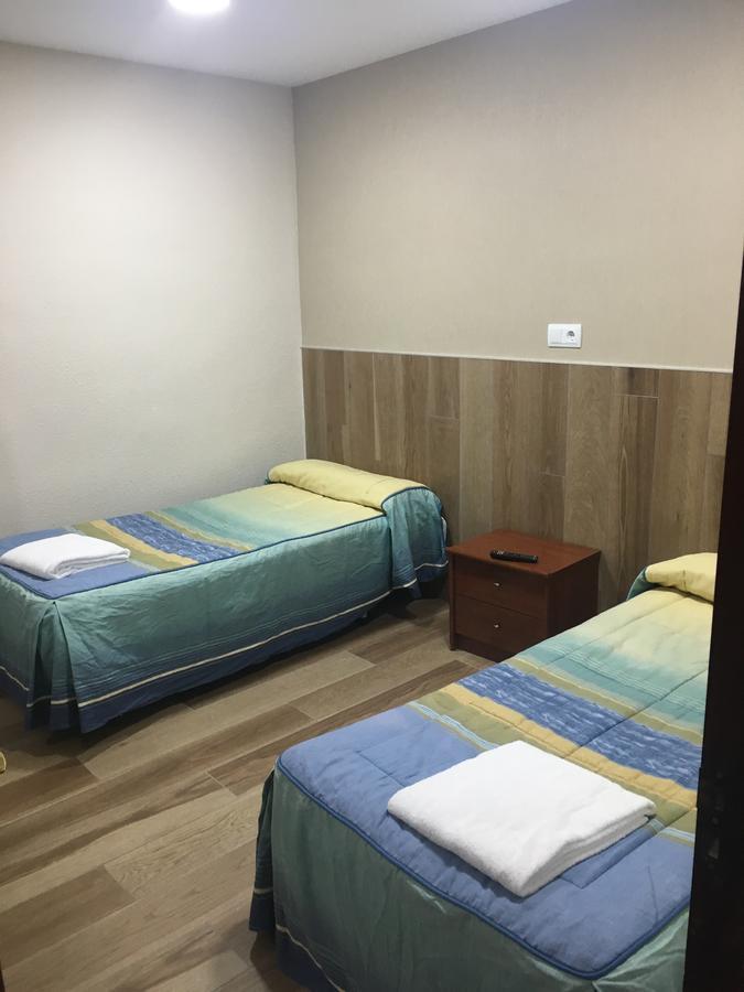 Pension Blanquita โลโกรโญ ภายนอก รูปภาพ